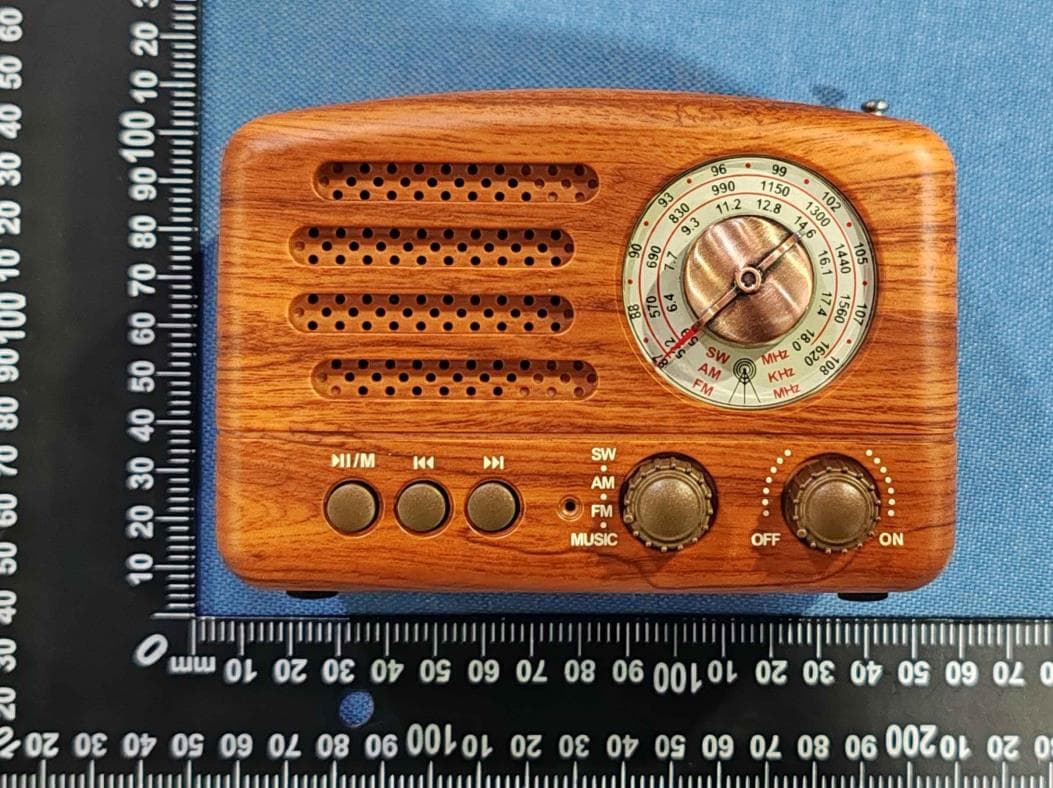 Portable Wireless Radio - FCC ID 2AO23-BTSP22 - Chug, Inc. (4)