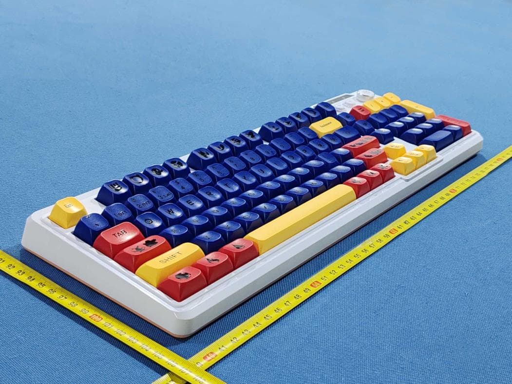 Wireless keyboard - FCC ID 2AO23-KB598 - Chug, Inc. (4)