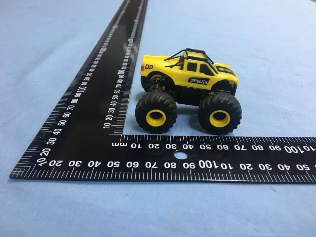2.4 GHz Radio Control Vehicle - TX Portion - FCC ID 2AO3LB1347R24G - MTMS (HK) LIMITED (3)