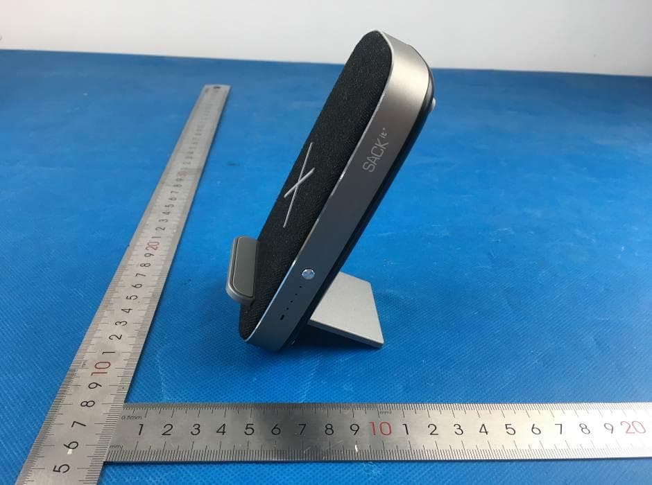 Wireless Charging Power Bank - FCC ID 2AO5W-CHARGEITS - SACKit ApS (5)