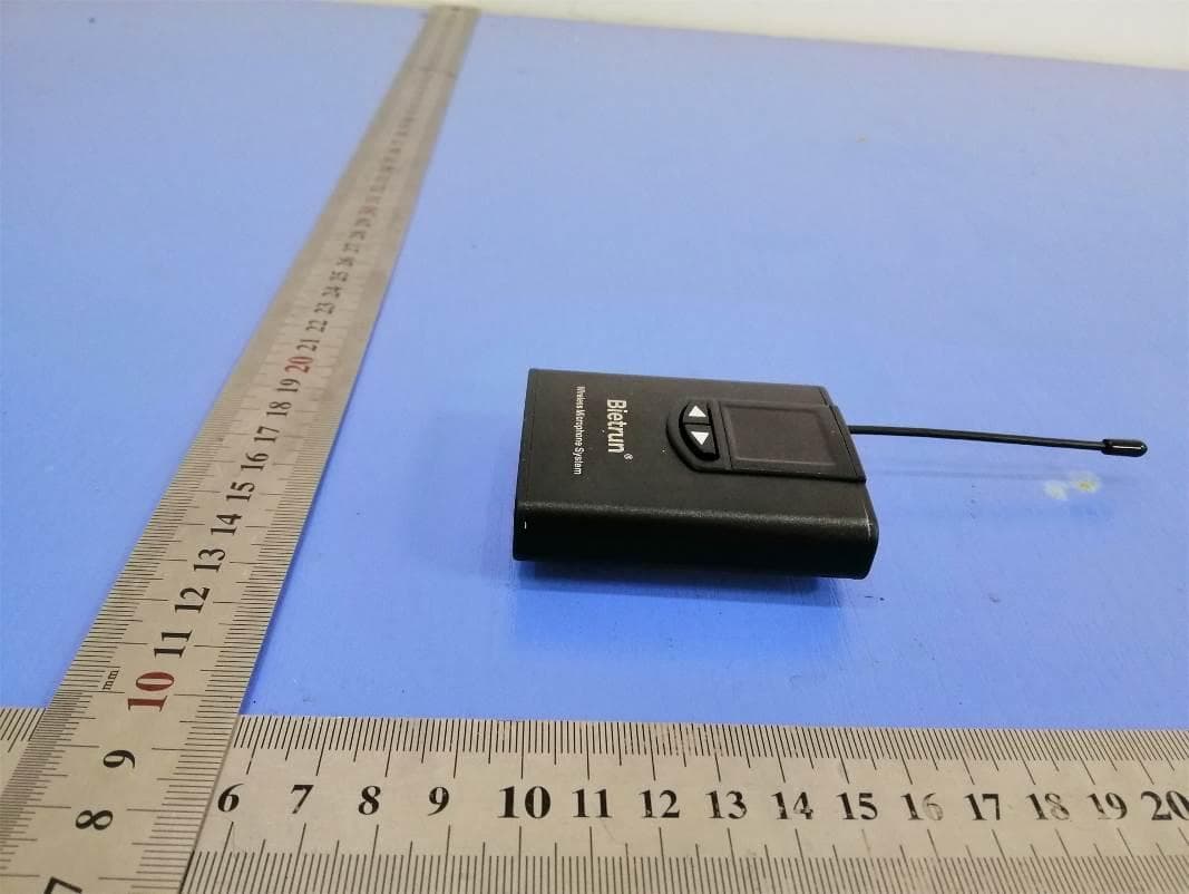 WIRELESS MICROPHONE - FCC ID 2AO85-WXM07 - SHENZHEN JINGDU TECHNOLOGY CO.,LTD (4)