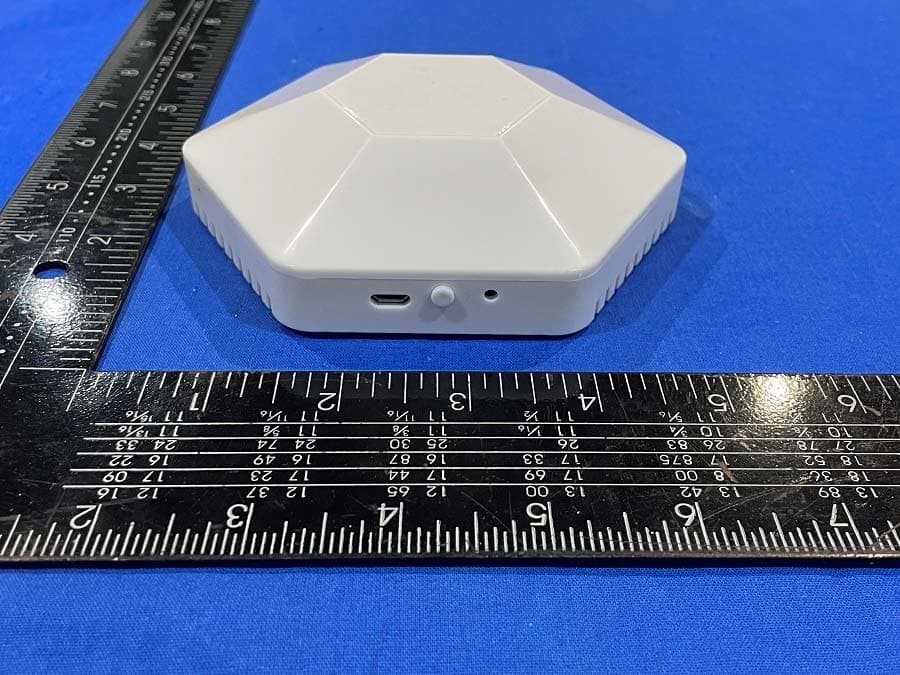 Bluetooth-LoRaWAN Gateway - FCC ID 2AO94-LW003 - MOKO TECHNOLOGY LIMITED (2)