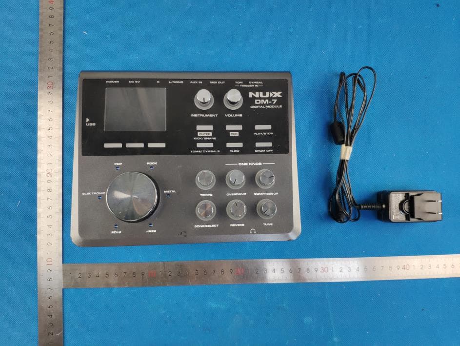 DIGITAL DRUM KIT - FCC ID 2AOAA-DM-7 - Cherub Technology Co., Ltd