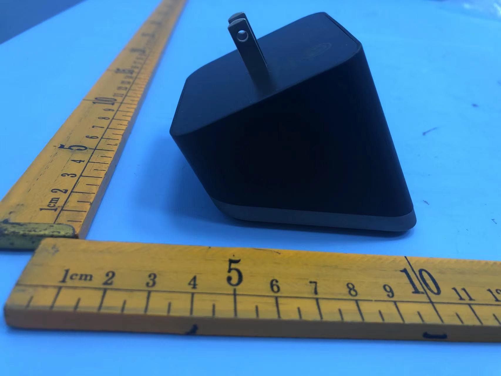 Wireless Charger - FCC ID 2AOAF-360 - TYLT, inc. (3)