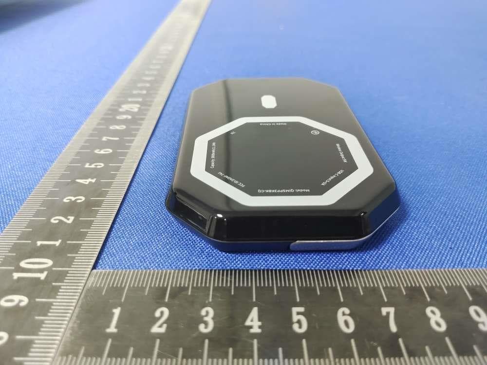 MAGSAFE COMPATIBLE WIRELESS CHARGER+STAND - FCC ID 2AOAF-741 - TYLT, inc. (4)