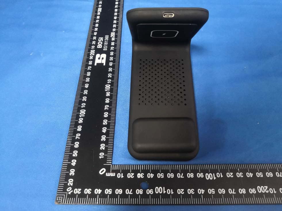 3-in-1 Wireless Charging Station - FCC ID 2AODN-T6 - CYSPO Technology (Shenzhen) Co., Ltd.