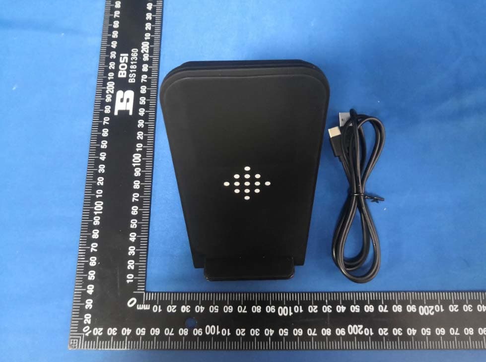 3-in-1 Wireless Charging Station - FCC ID 2AODN-T6 - CYSPO Technology (Shenzhen) Co., Ltd. (4)