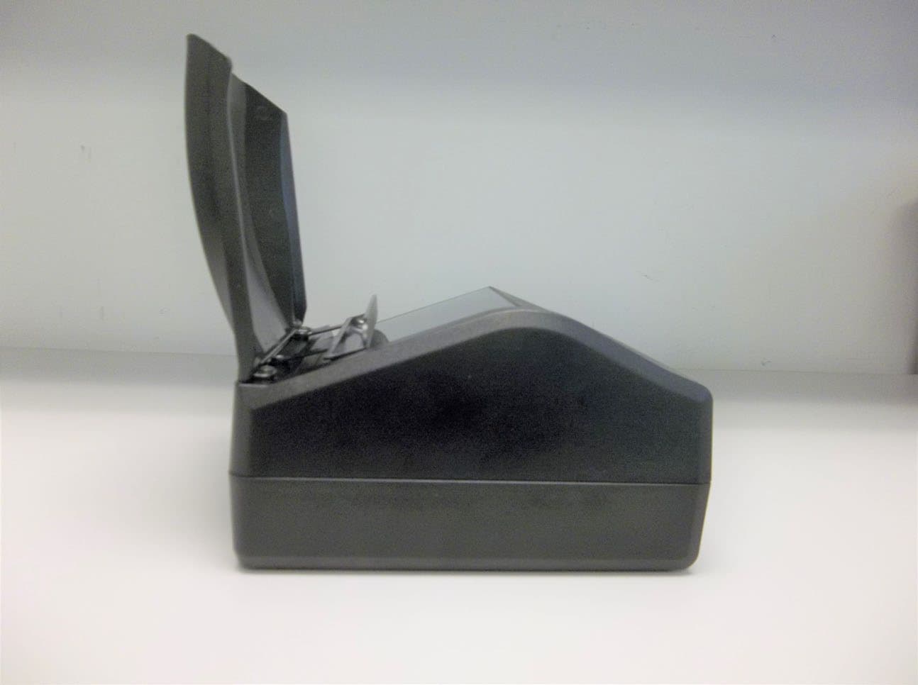 Desktop Document reader Regula 7024M-5A - FCC ID 2AOFE-7024M5A - REGULA BALTIJA Ltd (3)