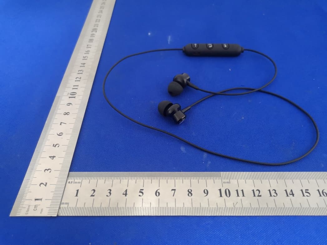 VIBRANT WIRELESS EARBUDS - FCC ID 2AOFNCBC003 - iWorld Global Trading LLC (5)