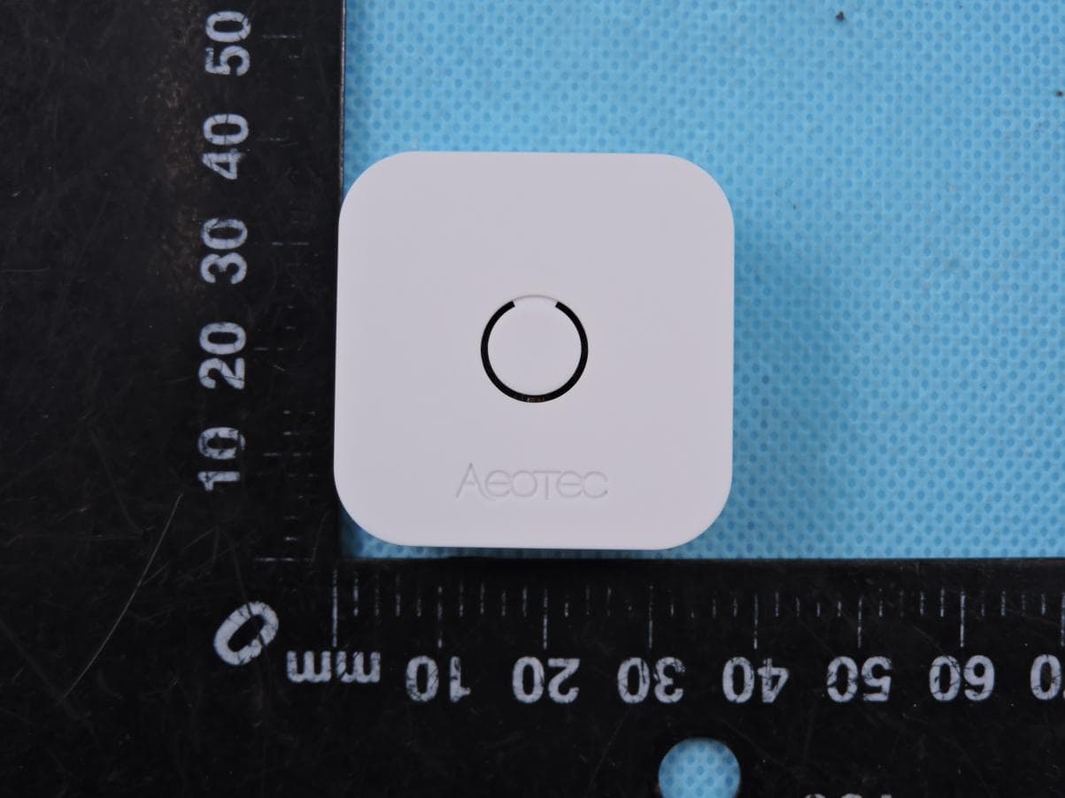 aerQ Temperature & Humidity Sensor - FCC ID 2AOGIZWA009 - AEOTEC LIMITED