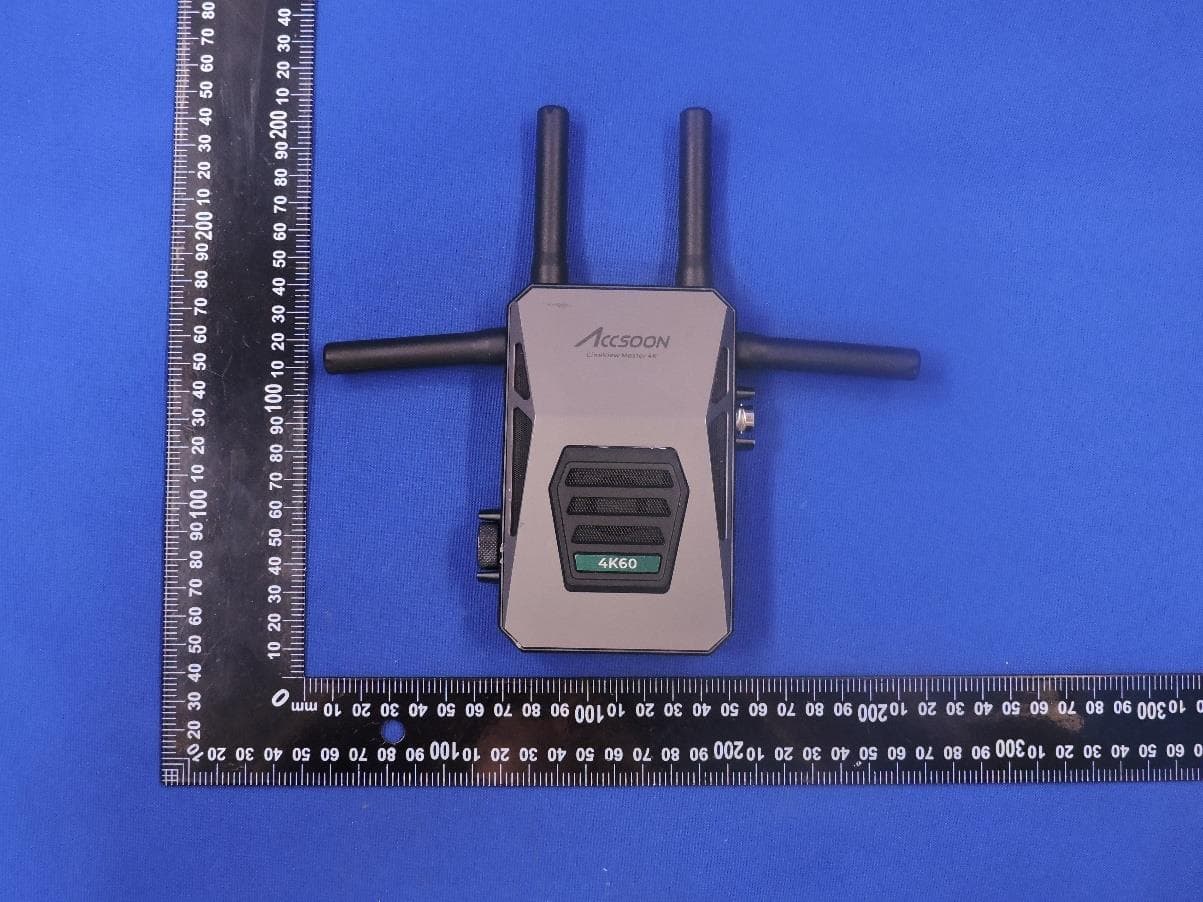 CineView Master 4K Lite - FCC ID 2AOH409WITTR - Chengdu Accsoon Technology Co., LTD. (2)