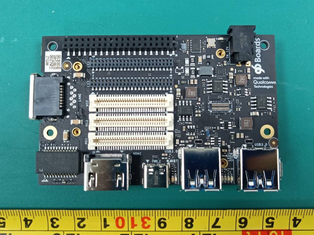 Robotics RB5 - FCC ID 2AOHH-TURBOXC865 - Thundercomm Technology Co., Ltd