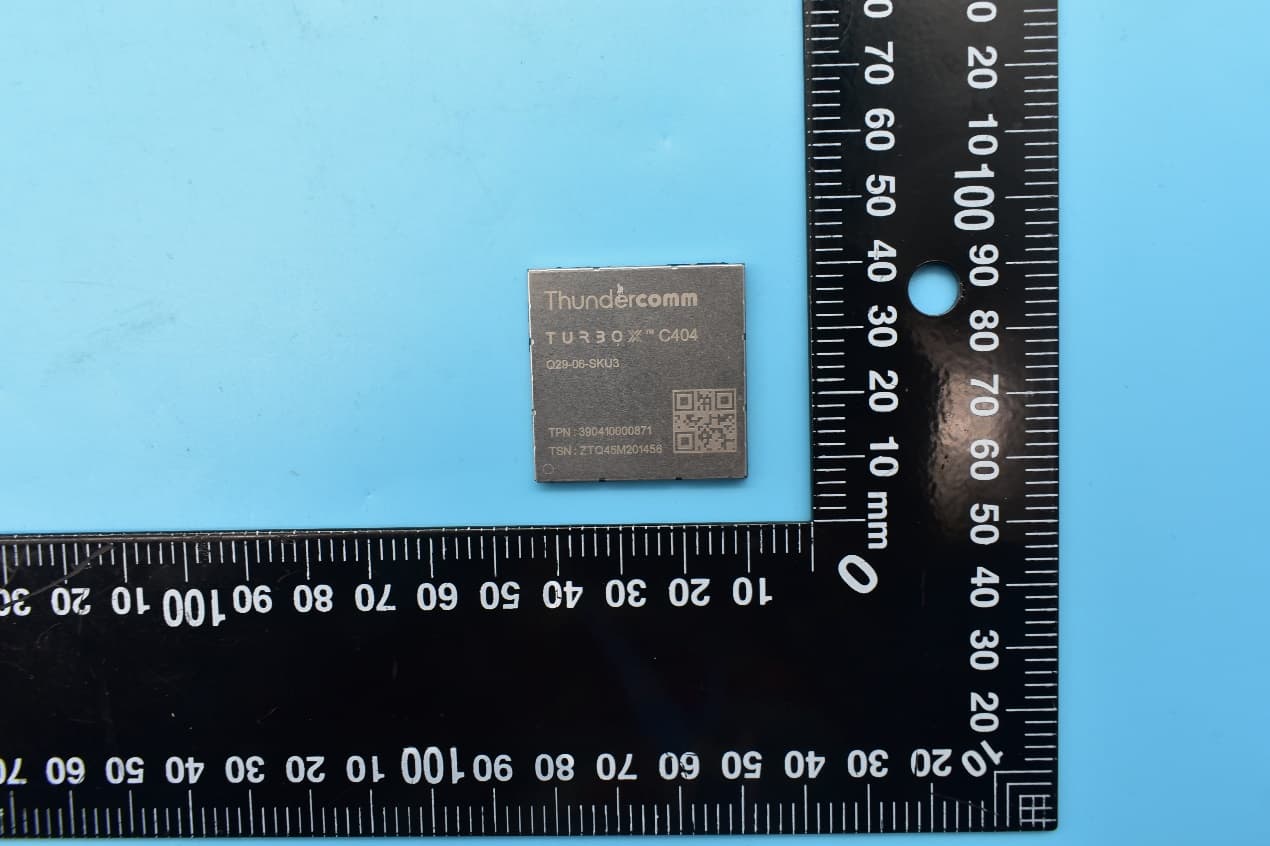 Turbox C404 SOM - FCC ID 2AOHHTURBOXC404 - Thundercomm Technology Co., Ltd (2)