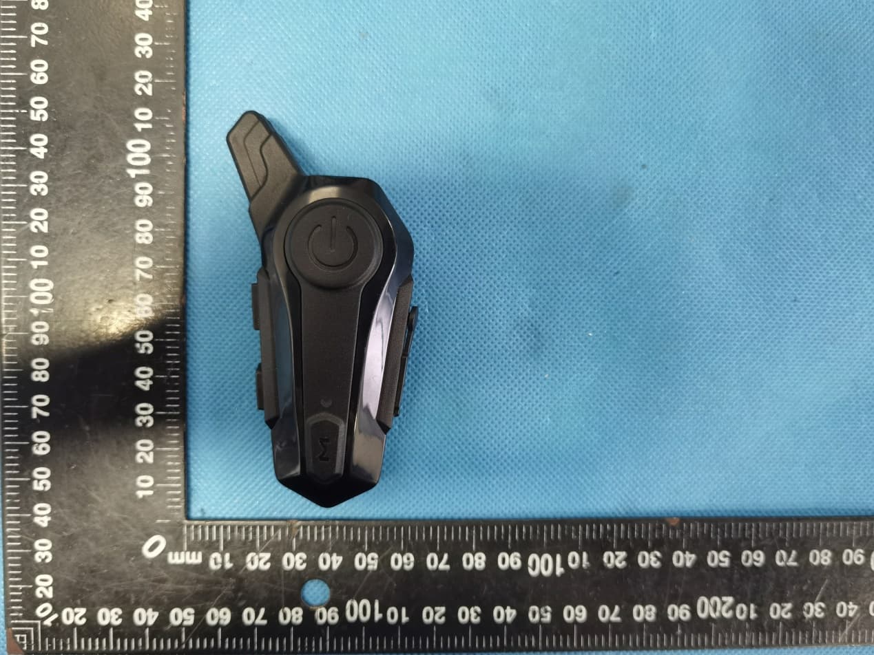 Motorcycle Wireless Earphone - FCC ID 2AOHU-E1 - Shenzhen Weile Electronics Co., Ltd. (3)