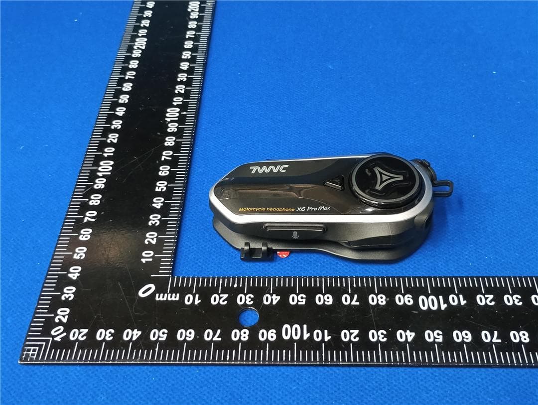 Riding helmet headset - FCC ID 2AOHU-X6PROMAX - Shenzhen Weile Electronics Co., Ltd. (2)