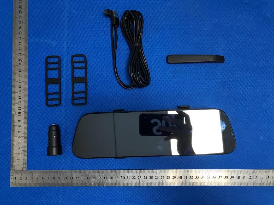 70mai Rearview Dash Cam Wide - FCC ID 2AOK9-MIDRIVED07 - 70mai Co.,Ltd. (4)