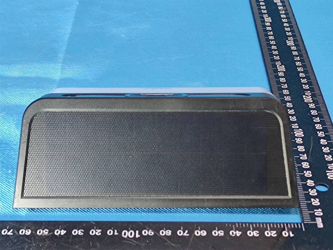 S120 Solar Wall Light Cam - FCC ID 2AOKB-T81A0 - Anker Innovations Limited (2)