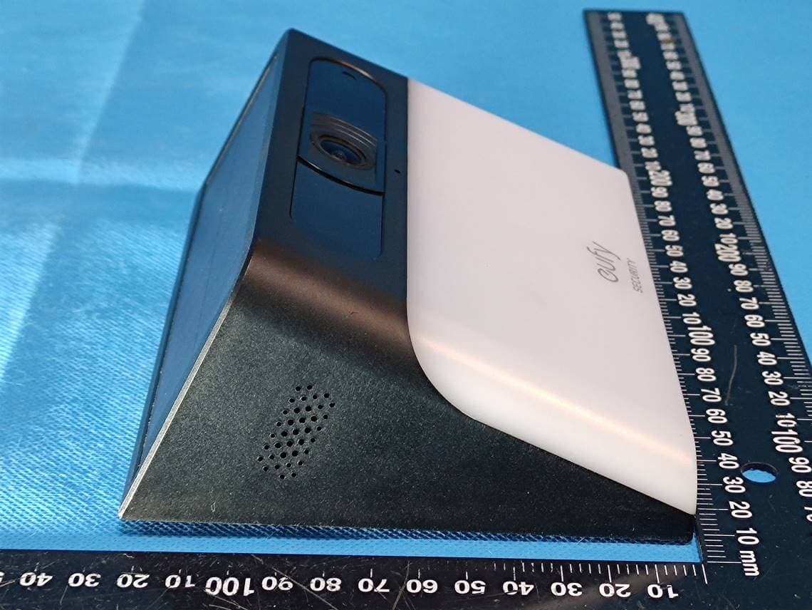S120 Solar Wall Light Cam - FCC ID 2AOKB-T81A0 - Anker Innovations Limited (4)