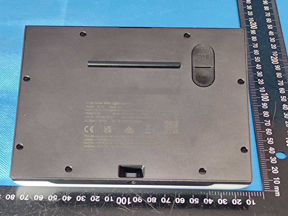 S120 Solar Wall Light Cam - FCC ID 2AOKB-T81A0 - Anker Innovations Limited (3)