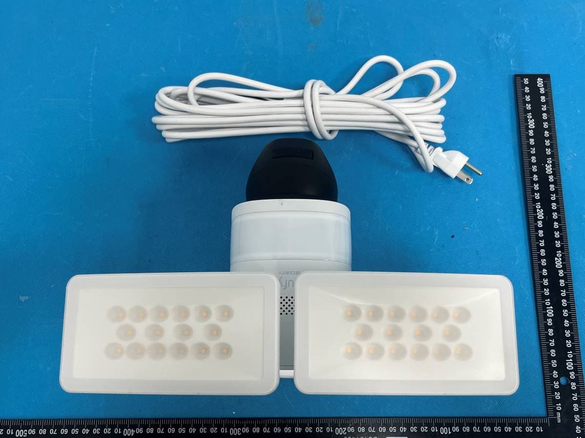 Floodlight Cam E340 - FCC ID 2AOKB-T8425 - Anker Innovations Limited (3)