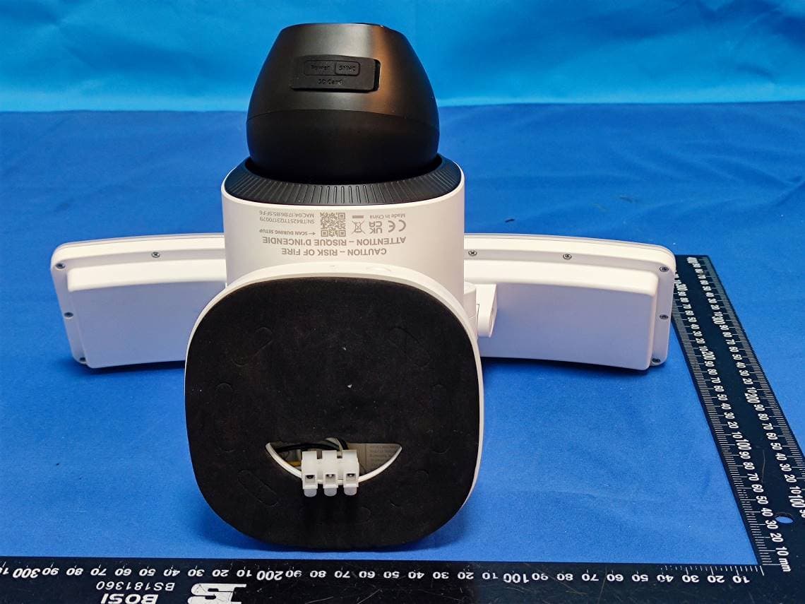 Floodlight Cam E340 - FCC ID 2AOKB-T8425S - Anker Innovations Limited (4)
