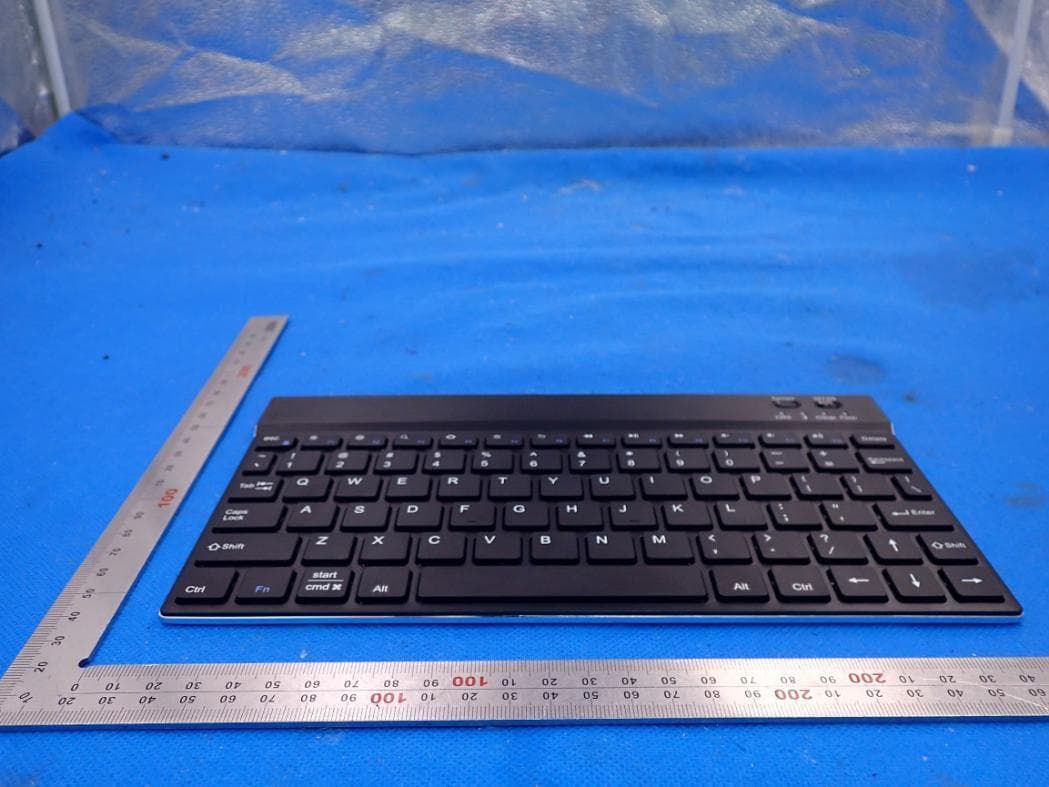 Rechargeable Wireless Keyboard - FCC ID 2AOKB-Y2641 - Anker Innovations Limited (2)
