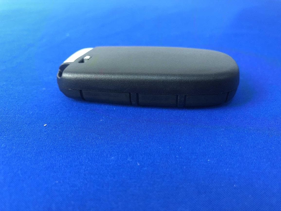 smart key - FCC ID 2AOKM-CYV10 - Remote Tech LLC (2)