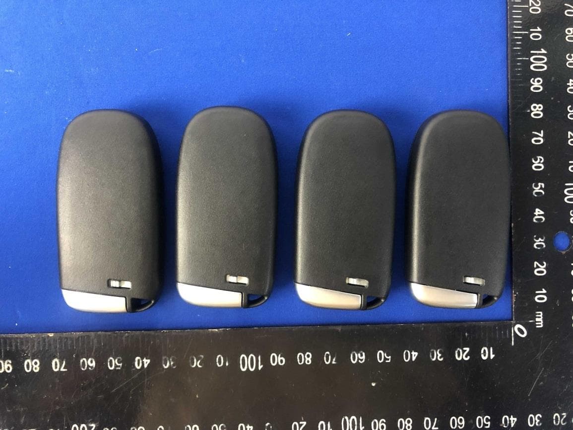 smart key - FCC ID 2AOKM-CYV10 - Remote Tech LLC (4)