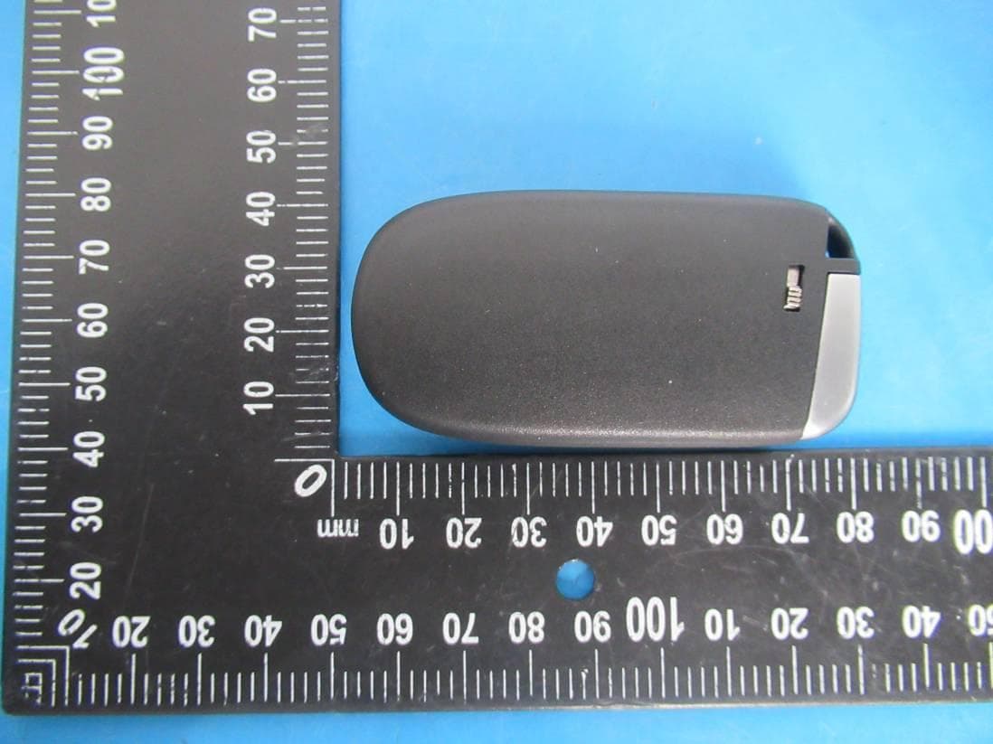 Remote Key - FCC ID 2AOKM-CYV13 - Remote Tech LLC (4)