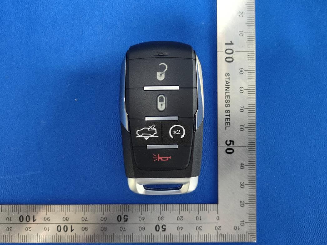 Smart key - FCC ID 2AOKM-CYV17 - Remote Tech LLC (4)