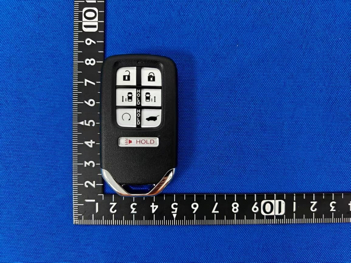 Smart Key - FCC ID 2AOKM-HD13 - Remote Tech LLC (2)