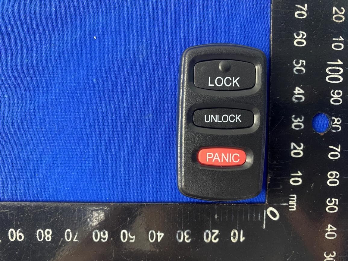 keyless transmitter - FCC ID 2AOKM-MTV2 - Remote Tech LLC (4)