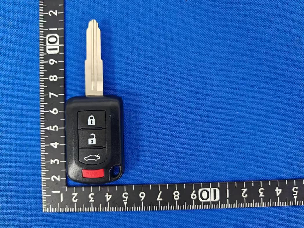 Keyless Transmitter - FCC ID 2AOKM-MTV4B - Remote Tech LLC