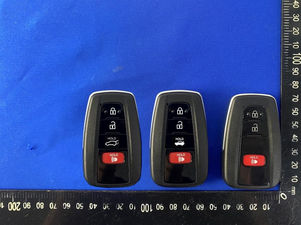 smart key - FCC ID 2AOKM-TY10 - Remote Tech LLC (3)