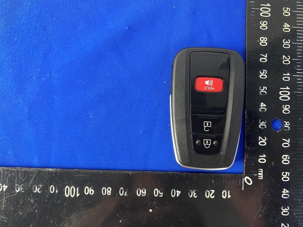 smart key - FCC ID 2AOKM-TY11 - Remote Tech LLC (2)
