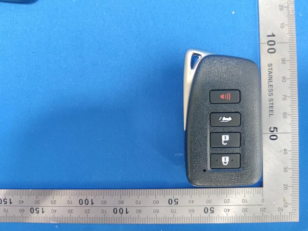 Smart key - FCC ID 2AOKM-TY14 - Remote Tech LLC (5)