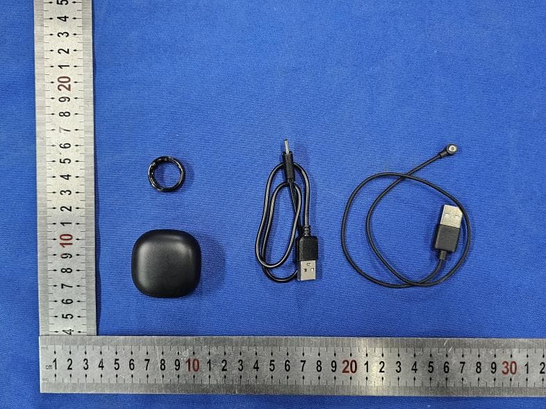 Smart Ring - FCC ID 2AOM3-R03 - ShenZhen  YaWell  intelligent  Technology  Co.,Ltd. (2)