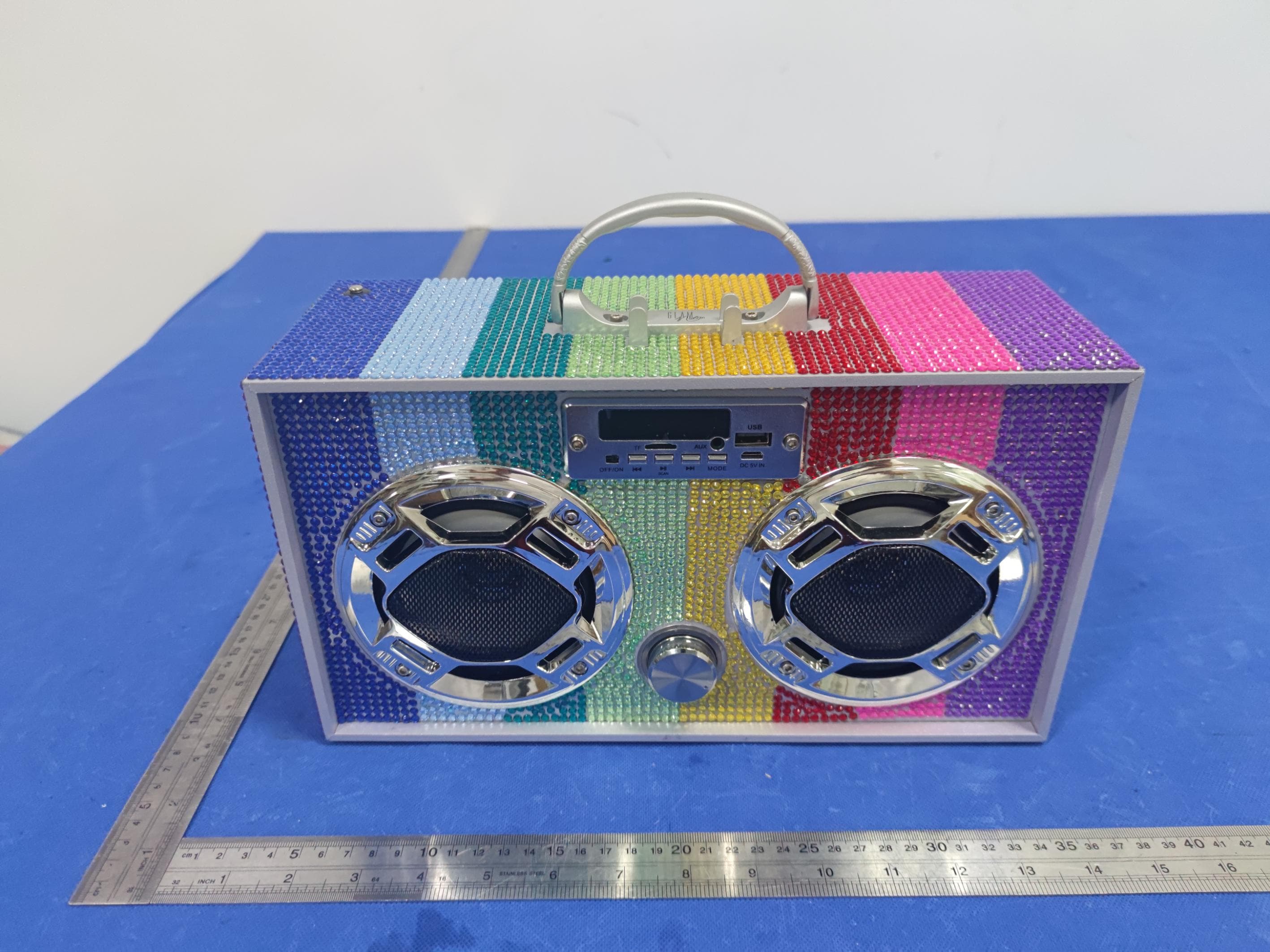 BLING SPEAKER - FCC ID 2AON7-8738 - TZUMI Electronics,LLC (2)