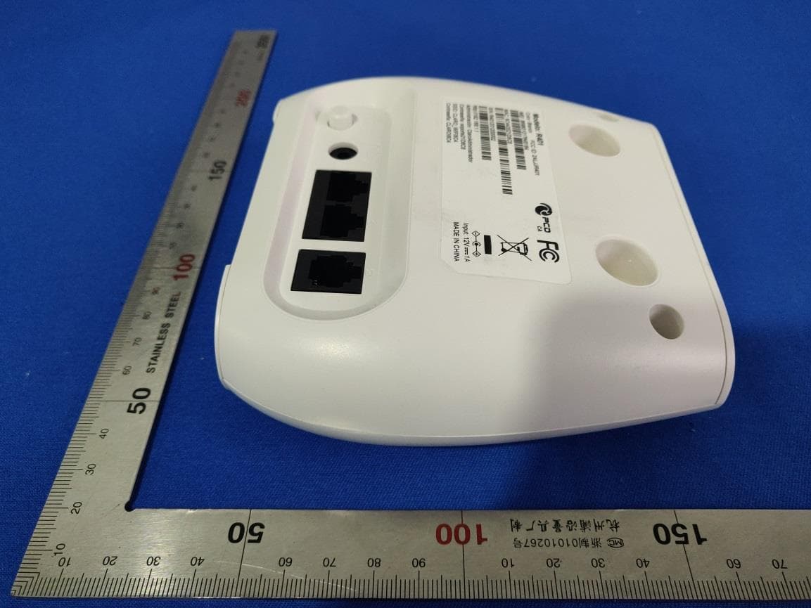 LTE Desk Router - FCC ID 2AON8R520 - Shanghai BroadMobi Communication Technology Co., Ltd. (4)