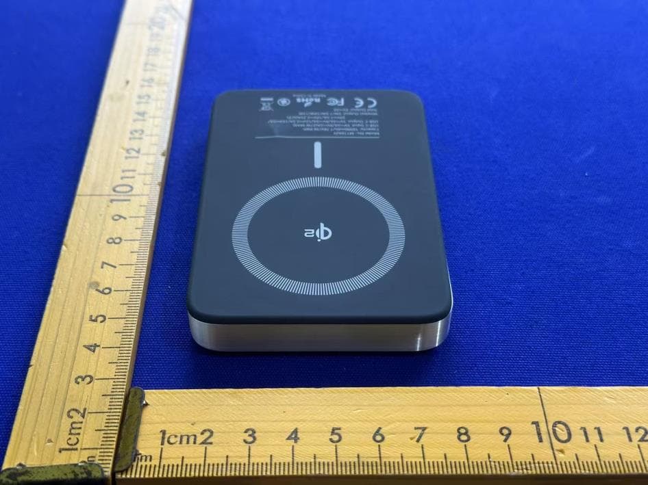 Power Bank - FCC ID 2AONA-M110A2Y - Shenzhen Pilot Technology Co., Ltd (5)