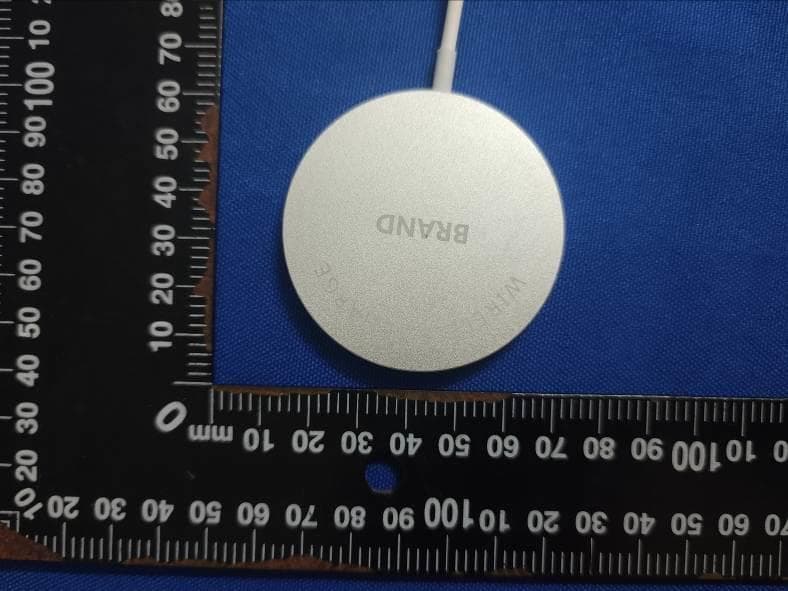 Magnetic wireless charger - FCC ID 2AONA-WX06610-A - Shenzhen Pilot Technology Co., Ltd (3)