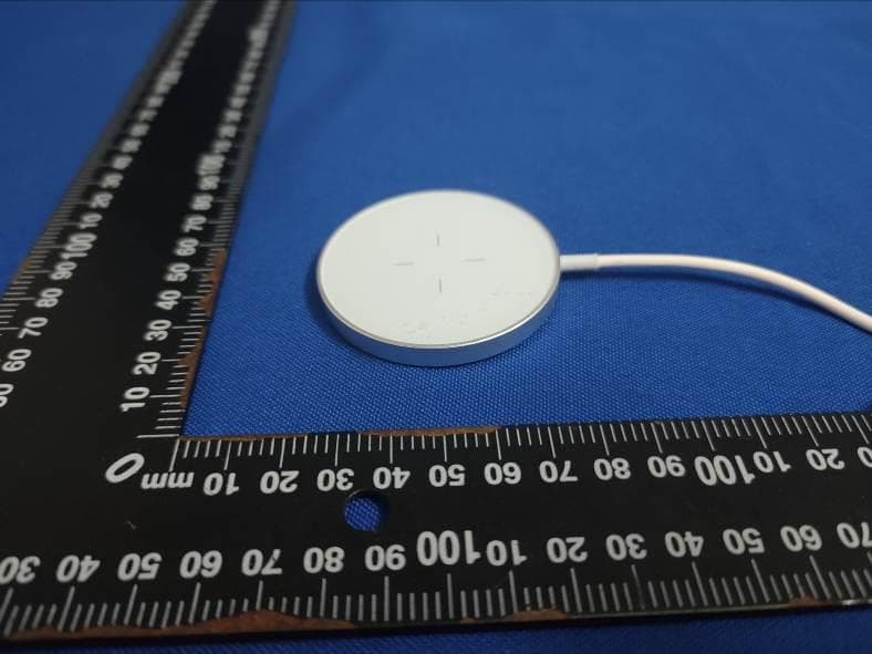 Magnetic wireless charger - FCC ID 2AONA-WX06610-A - Shenzhen Pilot Technology Co., Ltd (5)