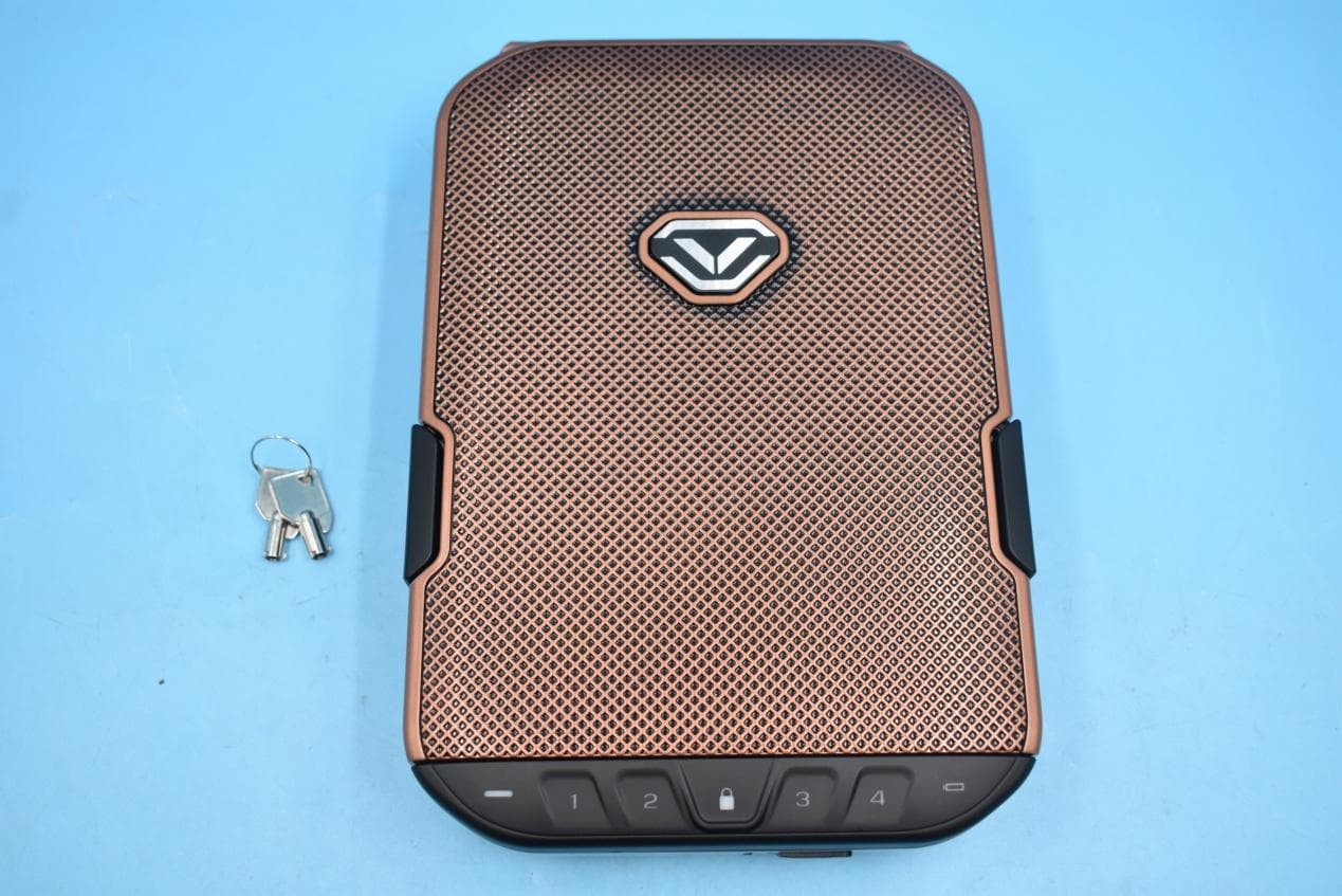 Lifepod Humidor (Portable lockbox with Bluetooth) - FCC ID 2AONI-VLH-8762C5616 - Vaultek Safe, Inc. (2)