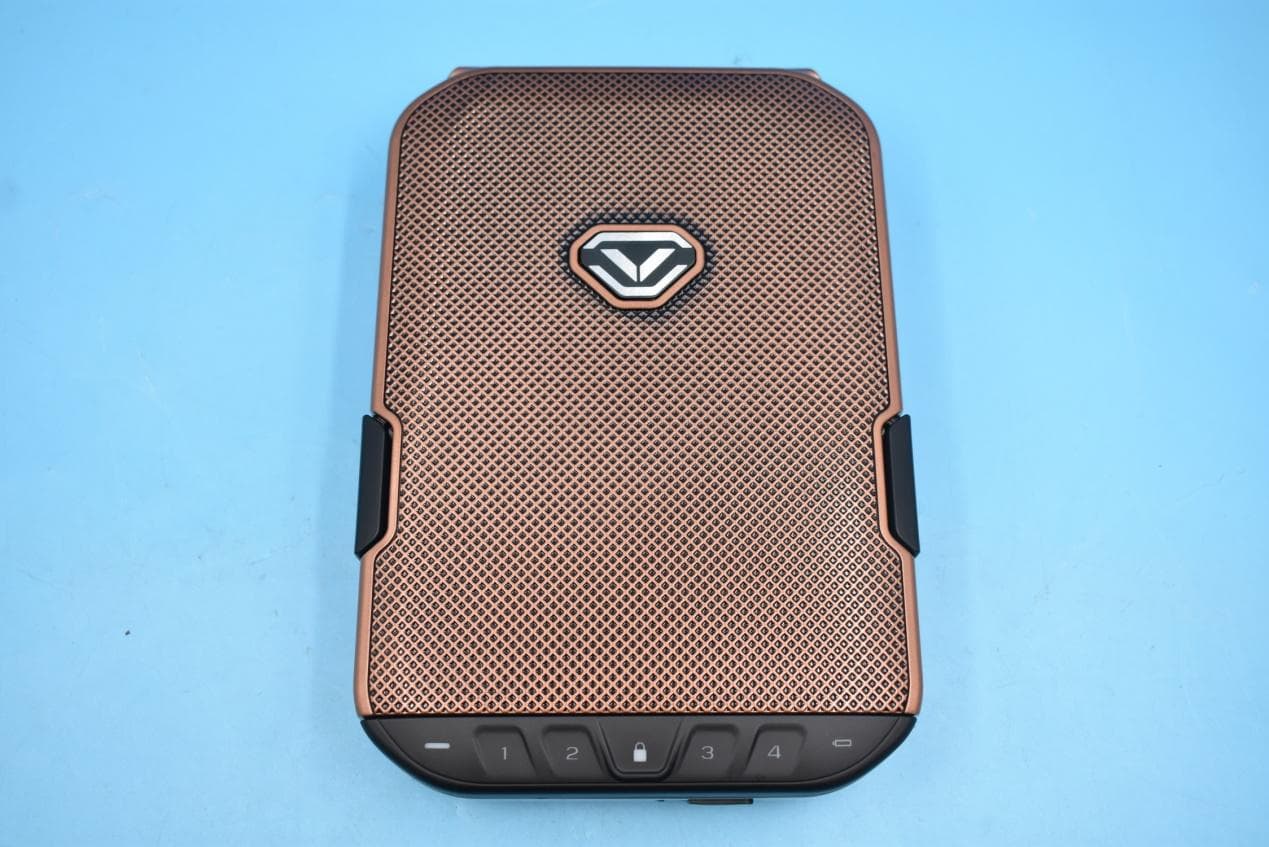 Lifepod Humidor (Portable lockbox with Bluetooth) - FCC ID 2AONI-VLH-8762C5616 - Vaultek Safe, Inc. (3)