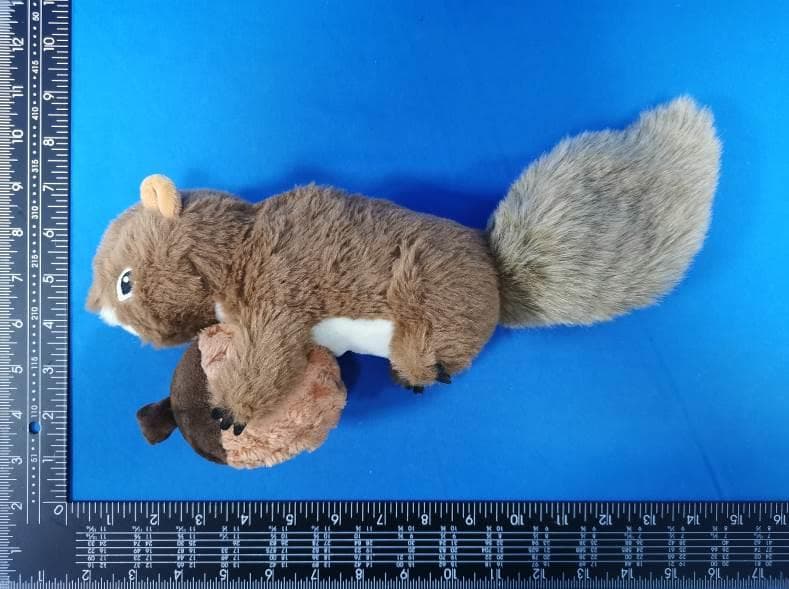 PetTec Plush Pet Toy Brown Squirrel - FCC ID 2AONQ-16146 - Stage10 GmbH