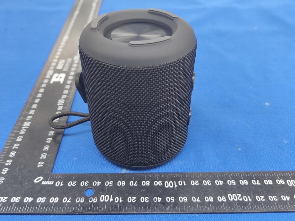 BLUETOOTH SPEAKER - FCC ID 2AONQ-DMINI - Stage10 GmbH (4)
