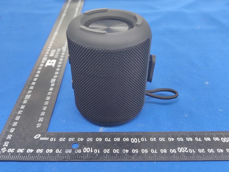 BLUETOOTH SPEAKER - FCC ID 2AONQ-DMINI - Stage10 GmbH (3)