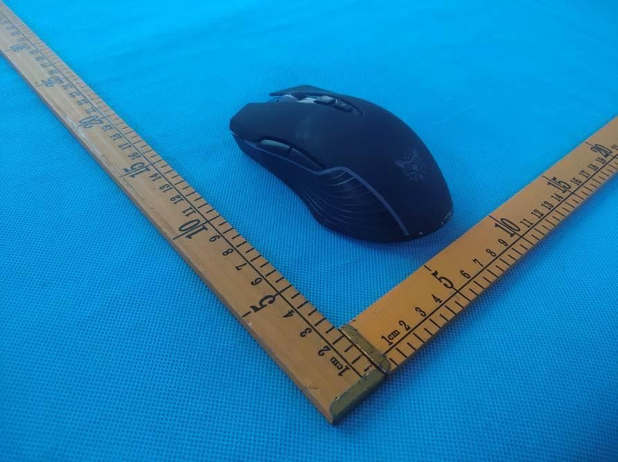 Wireless mouse - FCC ID 2AOOM-CW905 - SHENZHEN OUNI TECHNOLOGY CO.,LTD. (4)