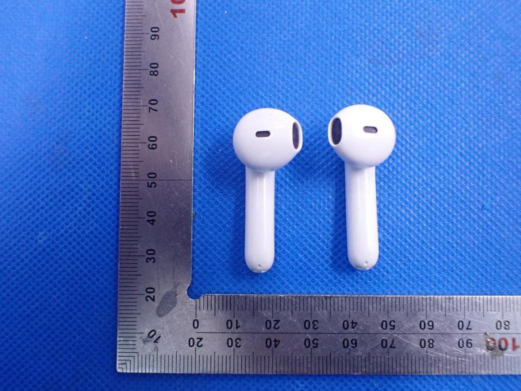 Wireless Earphones - FCC ID 2AOQKI12 - Shenzhen shengxingwang Precision Technology Co., Ltd.