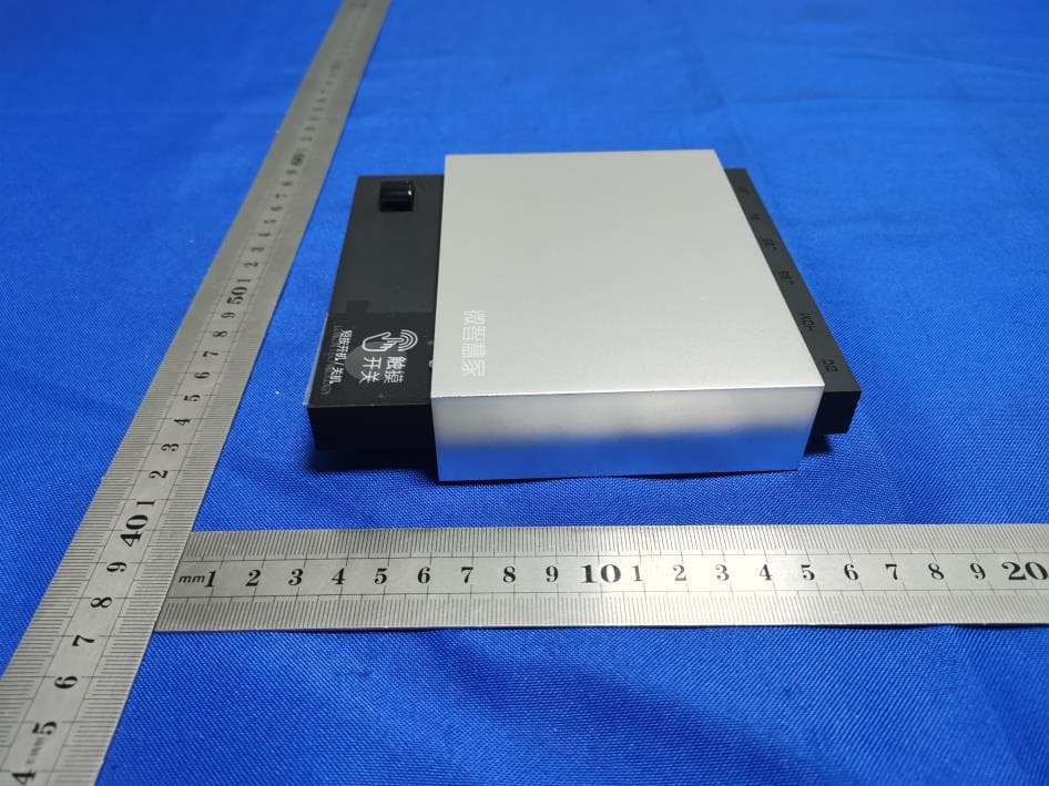 Media Player - FCC ID 2AOQN-I01 - Shenzhen Lunzn Technology CO., Ltd. (4)
